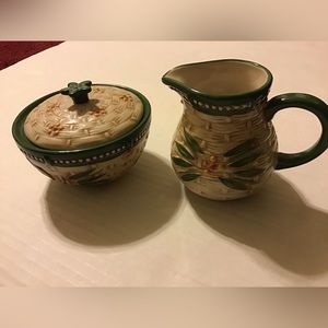 TEMPTATIONS SUGAR BOWL W LID AND CREAMER SET EUC OLD WORLD NO ISSUES